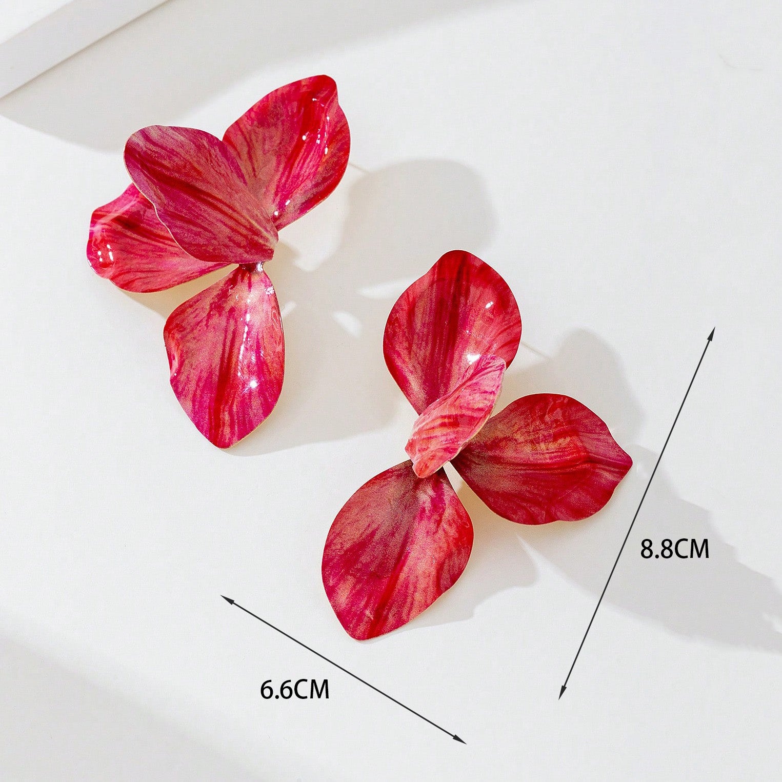 Bohemian Painted Flower Shaped Earrings – Simple Fashionable Daily Wear