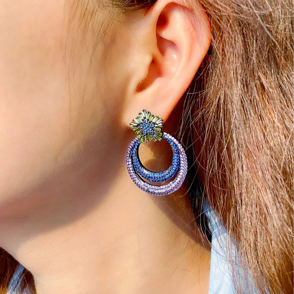 Chinoiserie Vintage Round Rainbow Bow Knot Drop Earrings – White Gold & Rhodium Plated